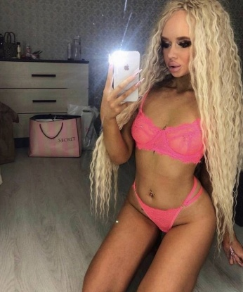 💋 Добро пожаловать в мир наслаждения и удовольствия! Я креативная и нежная индивидуалка, готовая сделать твои самые тайные фантазии реальностью! 🌟 Опыт и харизма позволяют мне обеспечить тебе незабываемые моменты нашей встречи.💫 Живу в Москве, и мое прекрасное тело будет твоим путеводителем в мир наслаждения. 🌹 Со мной ты найдешь все, что искал – от нежности и ласки до безумного сексуального приключения. 😈 Обещаю качественный сервис и полное удовлетворение. Отзывы моих довольных клиентов – лучшее подтверждение моих способностей. 🔥 На моих фото я, и они абсолютно реальные, чтобы ты знал, что ожидать. Встречайся со мной и почувствуй настоящую страсть.💋 Ангелина